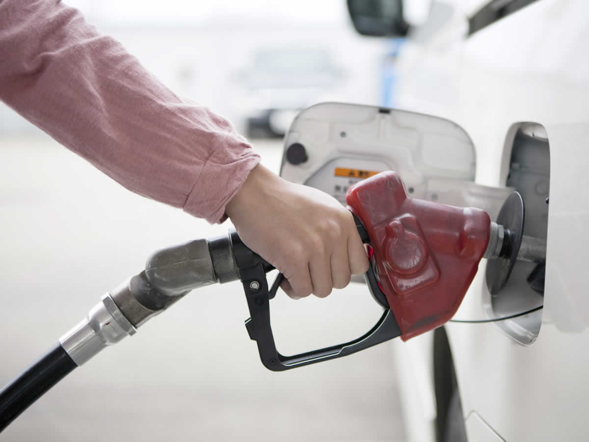 ガソリンスタンドスタッフ